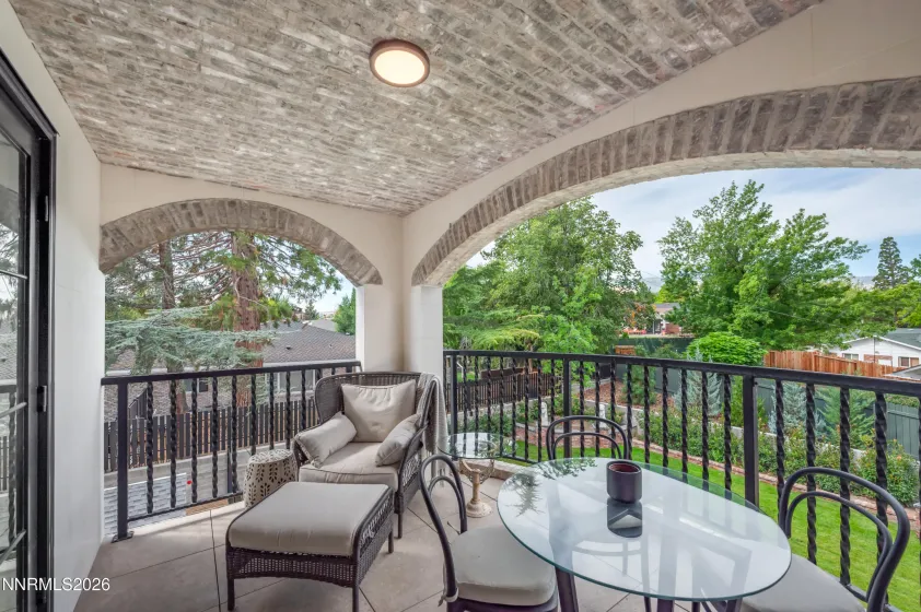 101 Greenridge, Reno, Nevada 89509, 6 Bedrooms Bedrooms, ,7 BathroomsBathrooms,Residential,Residential,Greenridge,0,260011538