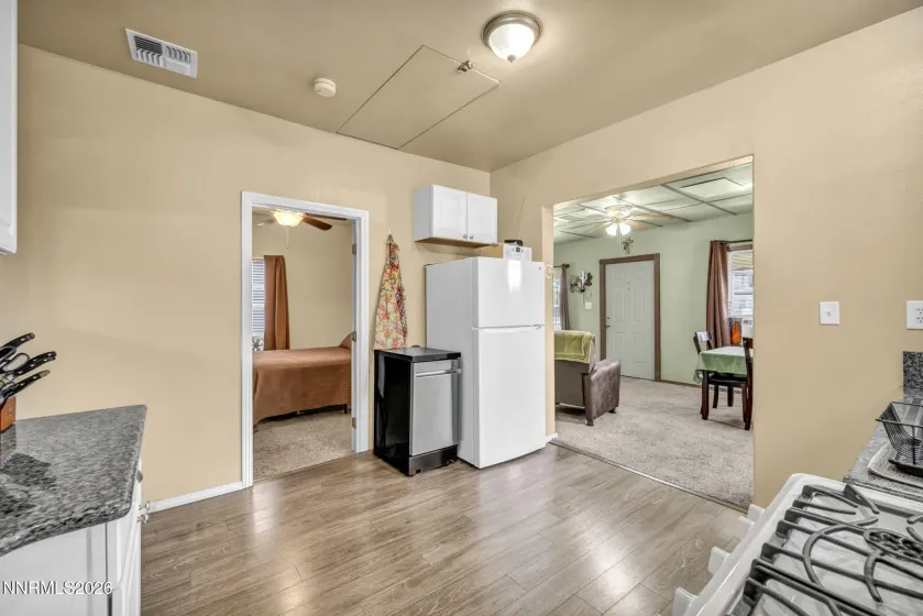 534 13th, Sparks, Nevada 89431, 2 Bedrooms Bedrooms, ,2 BathroomsBathrooms,Residential Income,Residential,13th,0,260011541