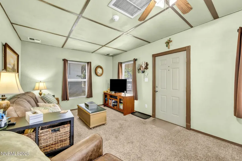 534 13th, Sparks, Nevada 89431, 2 Bedrooms Bedrooms, ,2 BathroomsBathrooms,Residential Income,Residential,13th,0,260011541