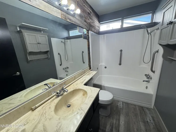 936 Glen Molly, Sparks, Nevada 89434, 3 Bedrooms Bedrooms, ,2 BathroomsBathrooms,Residential,Residential,Glen Molly,0,260011542