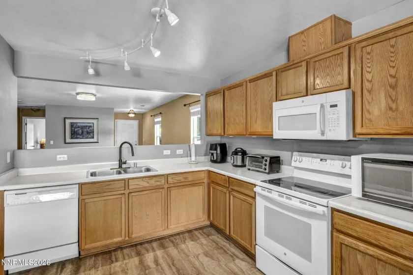 1146 Hushfield, Sparks, Nevada 89436, 3 Bedrooms Bedrooms, ,2 BathroomsBathrooms,Residential,Residential,Hushfield,0,260011543