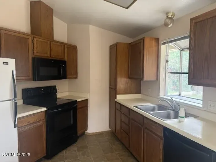 6235 Chesterfield, Reno, Nevada 89523, 2 Bedrooms Bedrooms, ,1 BathroomBathrooms,Residential,Residential,Chesterfield,0,260011544