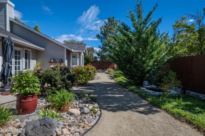 971 Winter Green, Gardnerville, Nevada 89460, 3 Bedrooms Bedrooms, ,2 BathroomsBathrooms,Residential,Residential,Winter Green,0,260011547