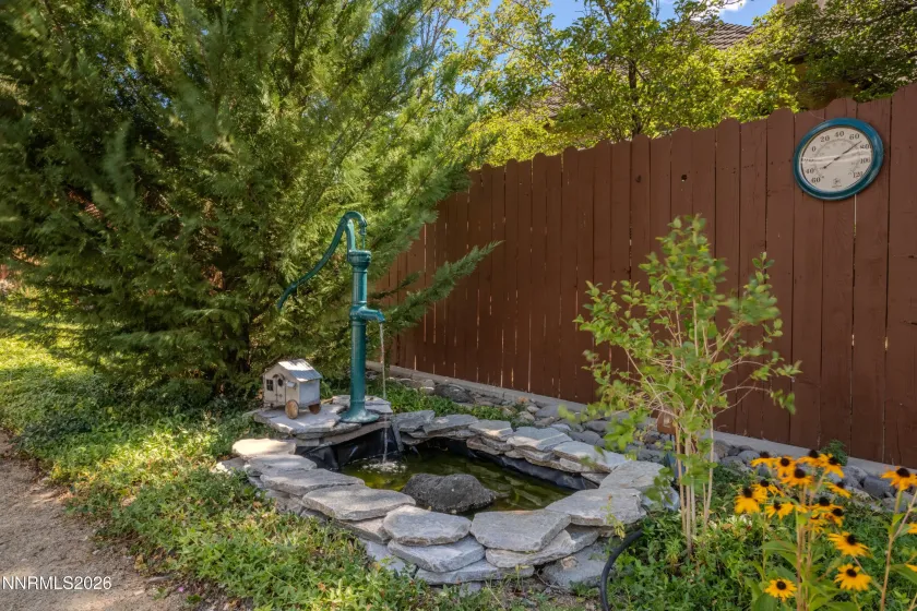971 Winter Green, Gardnerville, Nevada 89460, 3 Bedrooms Bedrooms, ,2 BathroomsBathrooms,Residential,Residential,Winter Green,0,260011547