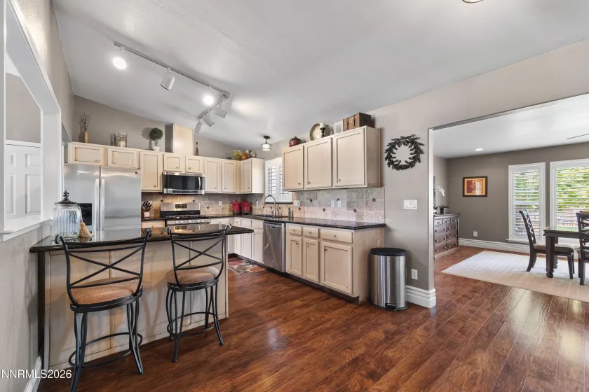 920 Mercedes, Sparks, Nevada 89441, 3 Bedrooms Bedrooms, ,2 BathroomsBathrooms,Residential,Residential,Mercedes,0,260011549
