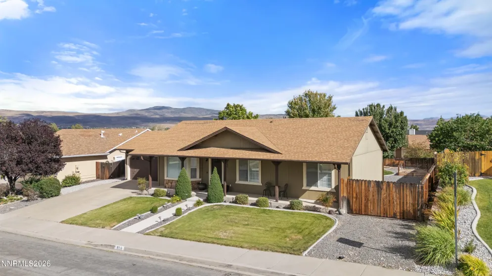 920 Mercedes, Sparks, Nevada 89441, 3 Bedrooms Bedrooms, ,2 BathroomsBathrooms,Residential,Residential,Mercedes,0,260011549
