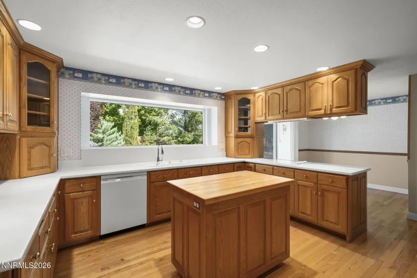 1470 Joshua, Reno, Nevada 89509, 4 Bedrooms Bedrooms, ,3 BathroomsBathrooms,Residential,Residential,Joshua,0,260011550
