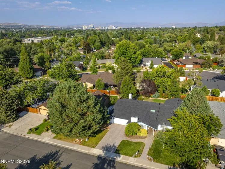 1470 Joshua, Reno, Nevada 89509, 4 Bedrooms Bedrooms, ,3 BathroomsBathrooms,Residential,Residential,Joshua,0,260011550