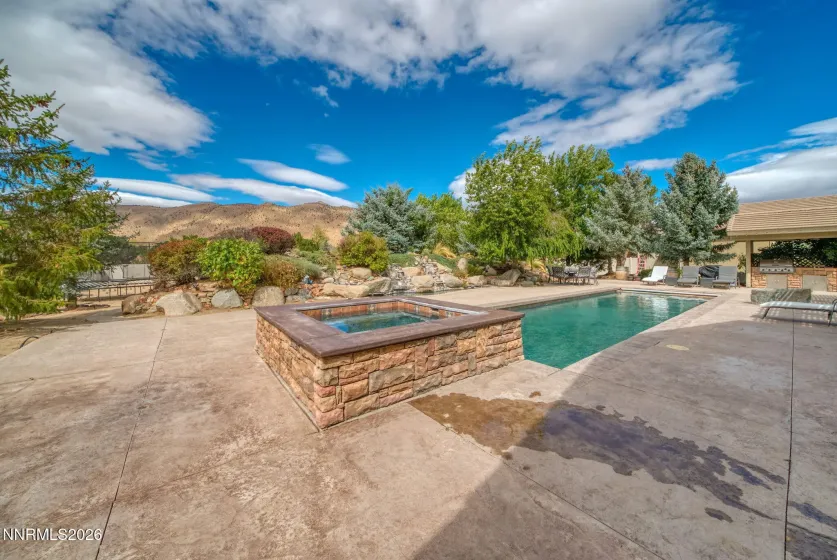 11825 Anthem, Sparks, Nevada 89441, 4 Bedrooms Bedrooms, ,3 BathroomsBathrooms,Residential,Residential,Anthem,0,260011551