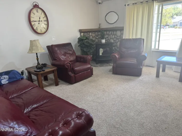 3563 Daniel Paul, Reno, Nevada 89508, 5 Bedrooms Bedrooms, ,3 BathroomsBathrooms,Residential,Residential,Daniel Paul,0,260011556