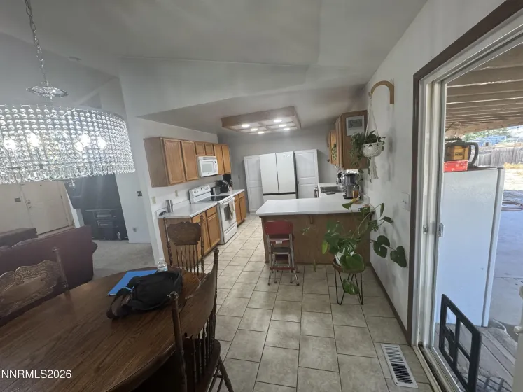 3563 Daniel Paul, Reno, Nevada 89508, 5 Bedrooms Bedrooms, ,3 BathroomsBathrooms,Residential,Residential,Daniel Paul,0,260011556