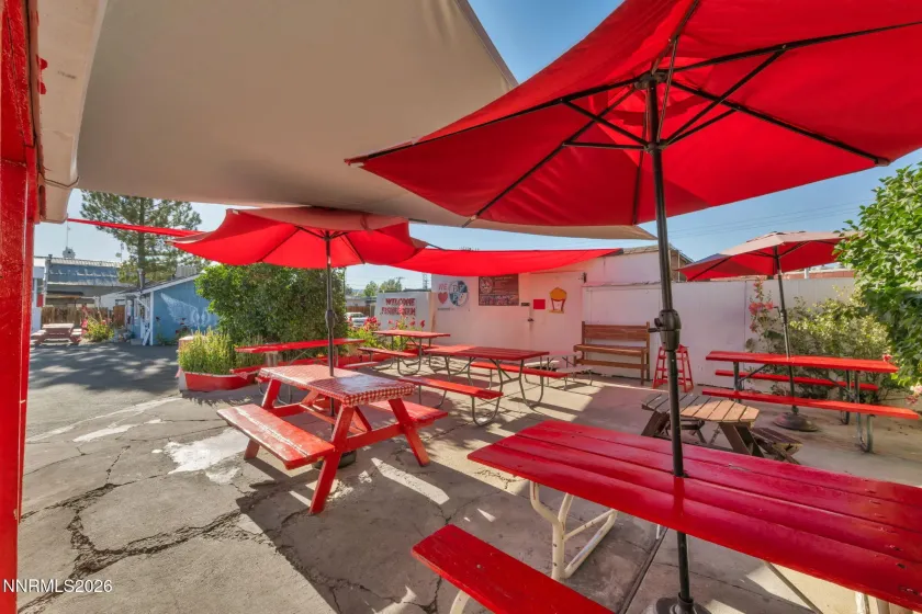 198 Main, Bridgeport, California 93517, ,Commercial Sale,Residential,Main,0,260011558