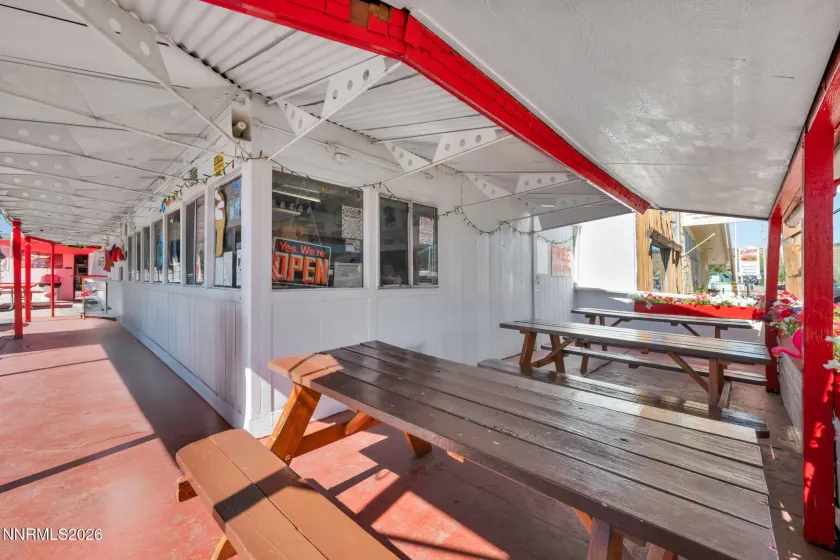 198 Main, Bridgeport, California 93517, ,Commercial Sale,Residential,Main,0,260011558