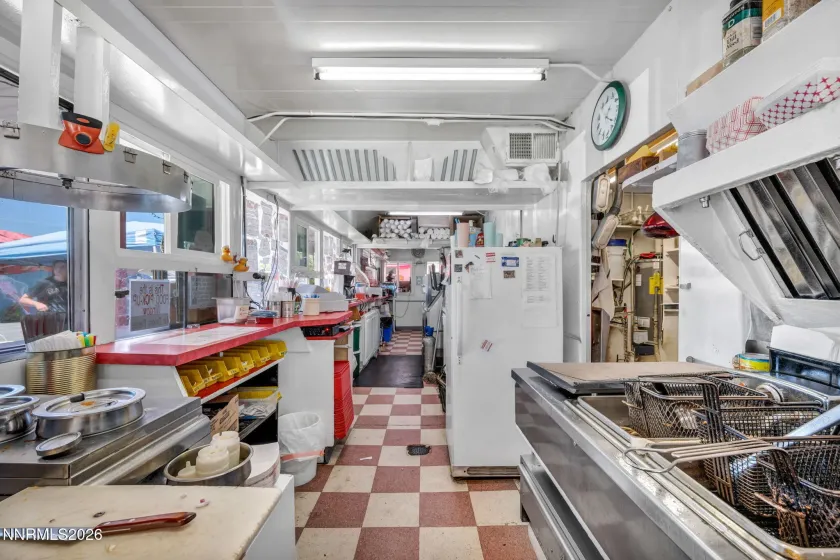 198 Main, Bridgeport, California 93517, ,Commercial Sale,Residential,Main,0,260011558