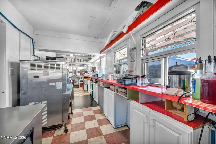 198 Main, Bridgeport, California 93517, ,Commercial Sale,Residential,Main,0,260011558