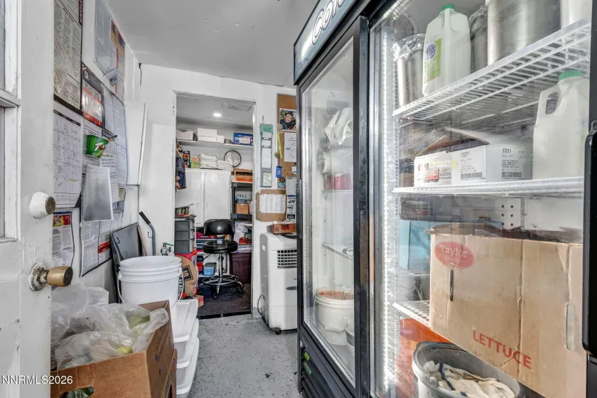 198 Main, Bridgeport, California 93517, ,Commercial Sale,Residential,Main,0,260011558