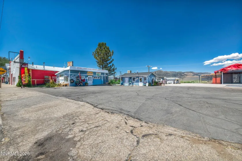 198 Main, Bridgeport, California 93517, ,Commercial Sale,Residential,Main,0,260011558
