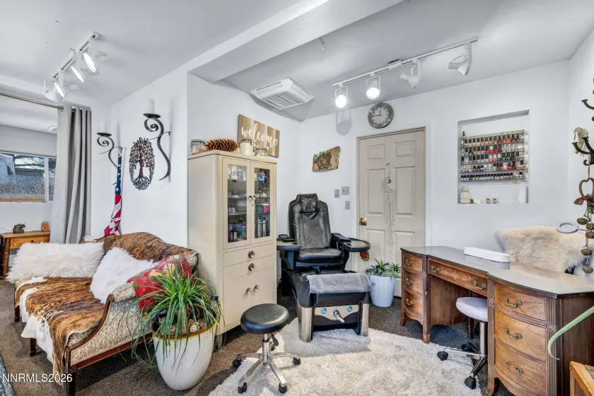 198 Main, Bridgeport, California 93517, ,Commercial Sale,Residential,Main,0,260011558