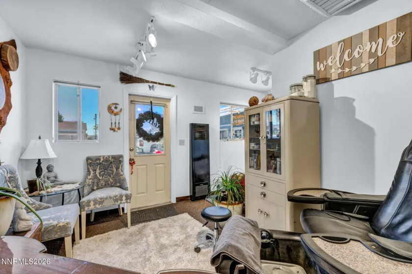 198 Main, Bridgeport, California 93517, ,Commercial Sale,Residential,Main,0,260011558