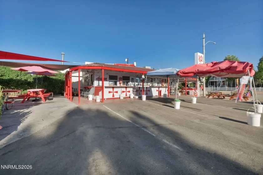 198 Main, Bridgeport, California 93517, ,Commercial Sale,Residential,Main,0,260011558