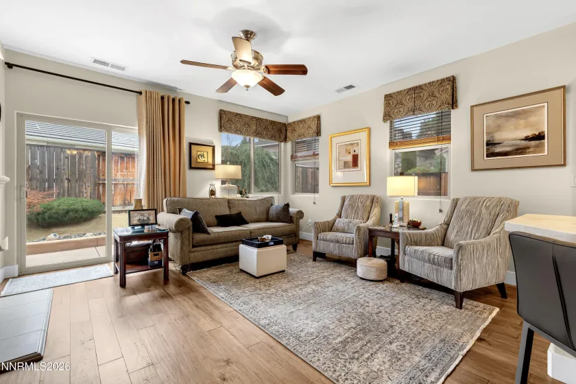 4755 Wood Thrush, Sparks, Nevada 89436, 3 Bedrooms Bedrooms, ,2 BathroomsBathrooms,Residential,Residential,Wood Thrush,0,260011570