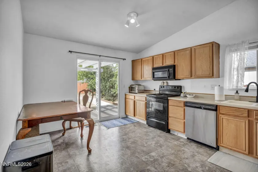 18230 Silverleaf, Reno, Nevada 89508, 3 Bedrooms Bedrooms, ,2 BathroomsBathrooms,Residential,Residential,Silverleaf,0,260011569