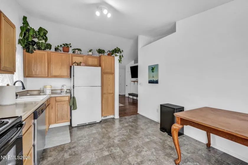 18230 Silverleaf, Reno, Nevada 89508, 3 Bedrooms Bedrooms, ,2 BathroomsBathrooms,Residential,Residential,Silverleaf,0,260011569