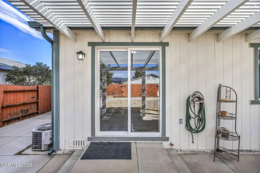 18230 Silverleaf, Reno, Nevada 89508, 3 Bedrooms Bedrooms, ,2 BathroomsBathrooms,Residential,Residential,Silverleaf,0,260011569