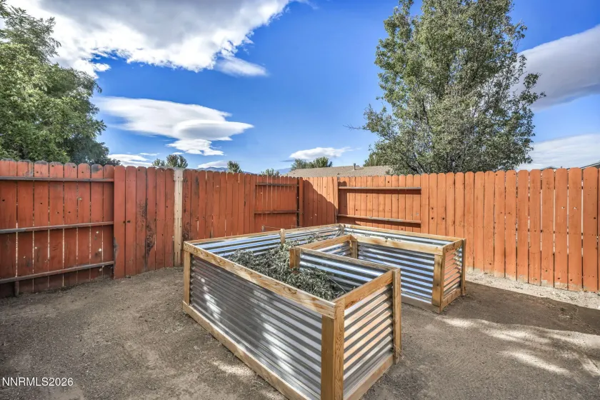 18230 Silverleaf, Reno, Nevada 89508, 3 Bedrooms Bedrooms, ,2 BathroomsBathrooms,Residential,Residential,Silverleaf,0,260011569