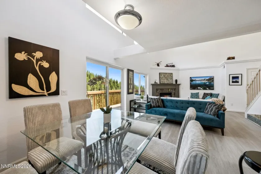 400 Fairview, Incline Village, Nevada 89451, 2 Bedrooms Bedrooms, ,3 BathroomsBathrooms,Residential,Residential,Fairview,0,260008274