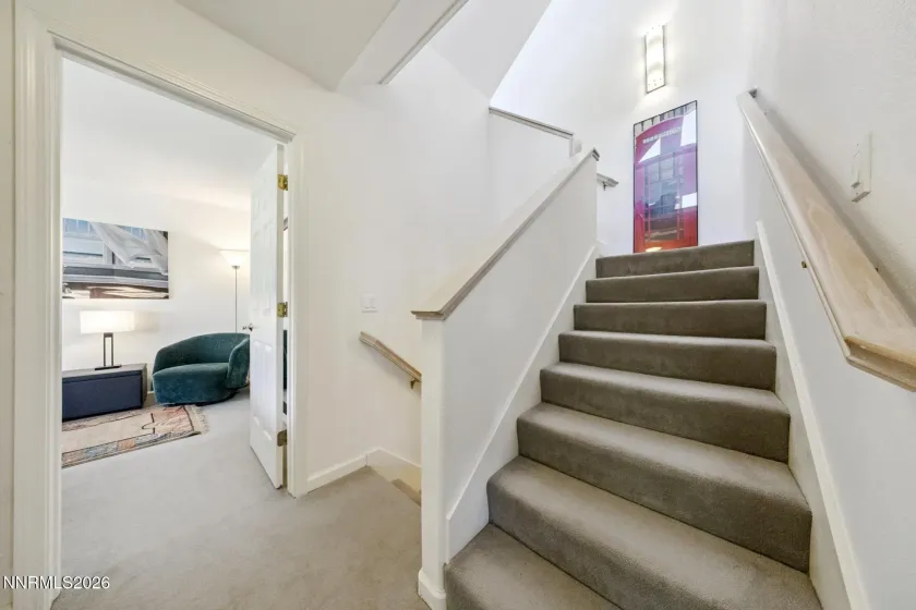 400 Fairview, Incline Village, Nevada 89451, 2 Bedrooms Bedrooms, ,3 BathroomsBathrooms,Residential,Residential,Fairview,0,260008274