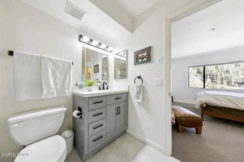 400 Fairview, Incline Village, Nevada 89451, 2 Bedrooms Bedrooms, ,3 BathroomsBathrooms,Residential,Residential,Fairview,0,260008274