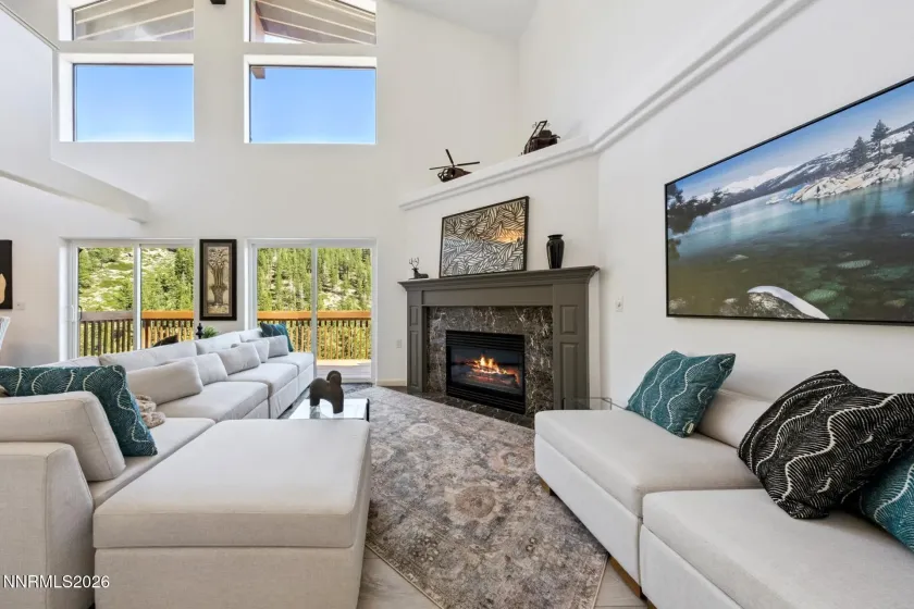 400 Fairview, Incline Village, Nevada 89451, 2 Bedrooms Bedrooms, ,3 BathroomsBathrooms,Residential,Residential,Fairview,0,260008274