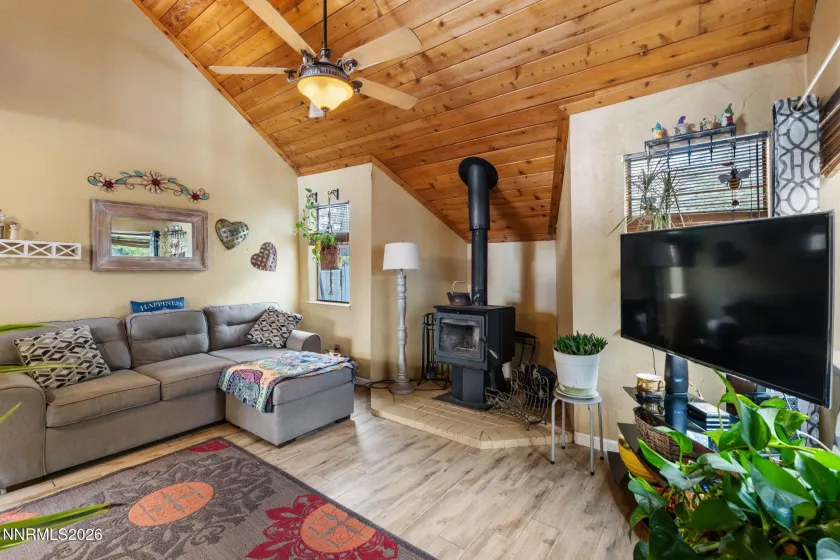 2505 Garfield, Sparks, Nevada 89431, 2 Bedrooms Bedrooms, ,2 BathroomsBathrooms,Residential,Residential,Garfield,0,260011577