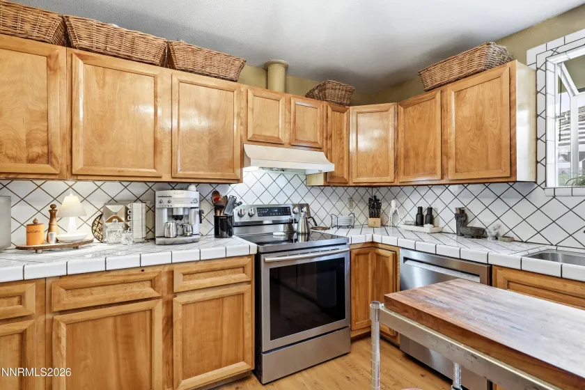 4090 7th, Reno, Nevada 89503, 3 Bedrooms Bedrooms, ,2 BathroomsBathrooms,Residential,Residential,7th,0,260011580