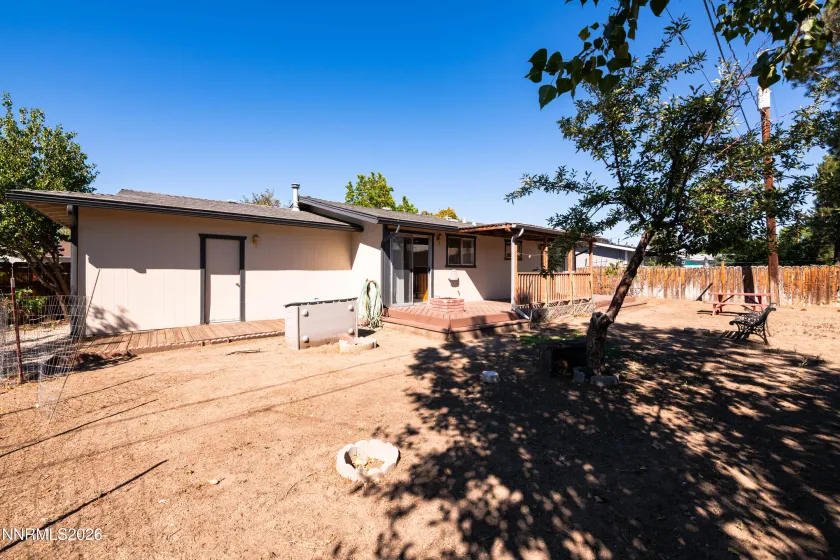 1317 Toiyabe, Gardnerville, Nevada 89410, 3 Bedrooms Bedrooms, ,2 BathroomsBathrooms,Residential,Residential,Toiyabe,0,260011589