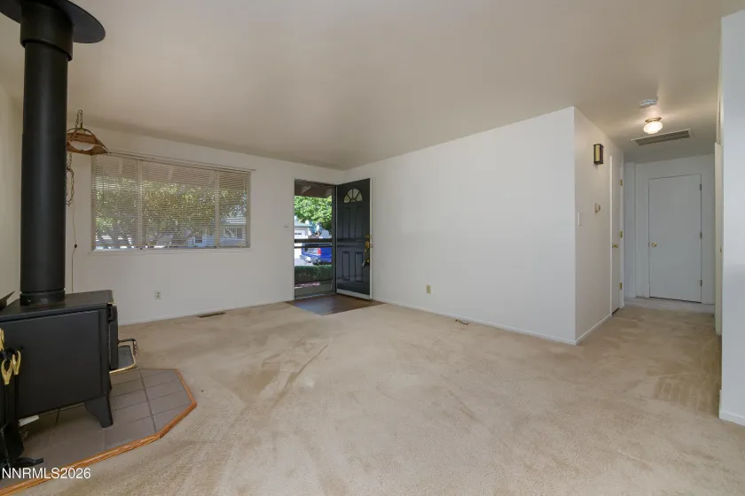 1317 Toiyabe, Gardnerville, Nevada 89410, 3 Bedrooms Bedrooms, ,2 BathroomsBathrooms,Residential,Residential,Toiyabe,0,260011589