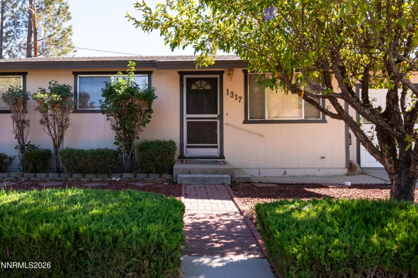 1317 Toiyabe, Gardnerville, Nevada 89410, 3 Bedrooms Bedrooms, ,2 BathroomsBathrooms,Residential,Residential,Toiyabe,0,260011589