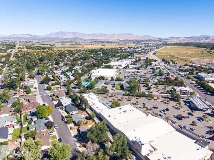 1317 Toiyabe, Gardnerville, Nevada 89410, 3 Bedrooms Bedrooms, ,2 BathroomsBathrooms,Residential,Residential,Toiyabe,0,260011589