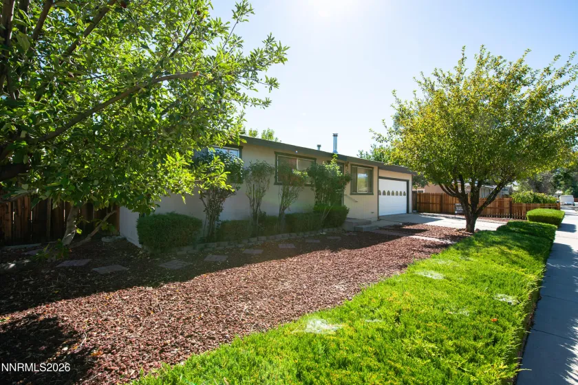 1317 Toiyabe, Gardnerville, Nevada 89410, 3 Bedrooms Bedrooms, ,2 BathroomsBathrooms,Residential,Residential,Toiyabe,0,260011589