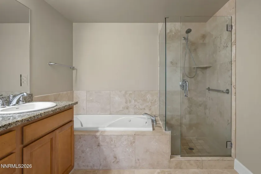 50 Sierra, Reno, Nevada 89501, 2 Bedrooms Bedrooms, ,2 BathroomsBathrooms,Residential,Residential,Sierra,0,260011590