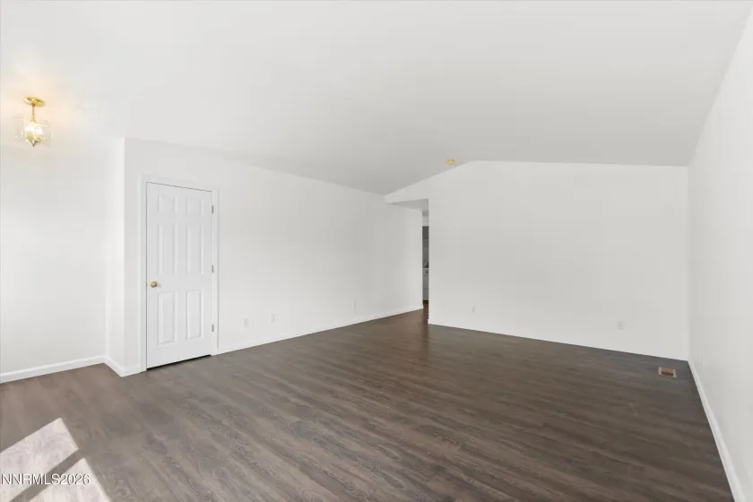 261 Serpa, Fallon, Nevada 89406, 3 Bedrooms Bedrooms, ,2 BathroomsBathrooms,Residential,Residential,Serpa,0,260011594