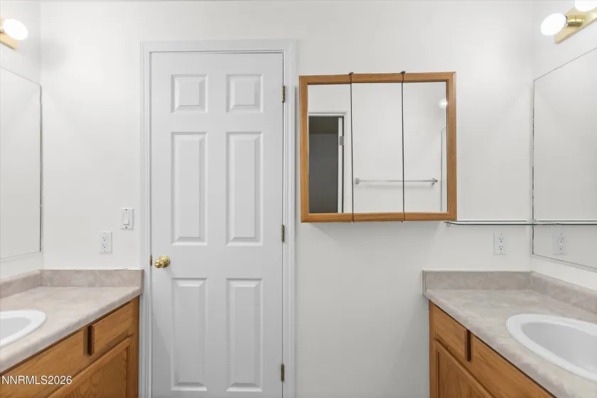 261 Serpa, Fallon, Nevada 89406, 3 Bedrooms Bedrooms, ,2 BathroomsBathrooms,Residential,Residential,Serpa,0,260011594