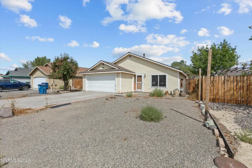 261 Serpa, Fallon, Nevada 89406, 3 Bedrooms Bedrooms, ,2 BathroomsBathrooms,Residential,Residential,Serpa,0,260011594