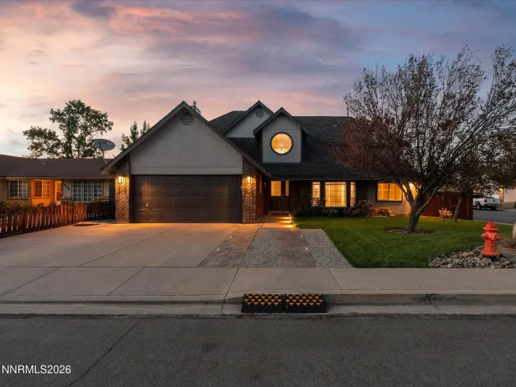 698 Lucas, Carson City, Nevada 89701, 6 Bedrooms Bedrooms, ,4 BathroomsBathrooms,Residential,Residential,Lucas,0,260011605
