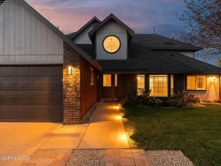 698 Lucas, Carson City, Nevada 89701, 6 Bedrooms Bedrooms, ,4 BathroomsBathrooms,Residential,Residential,Lucas,0,260011605