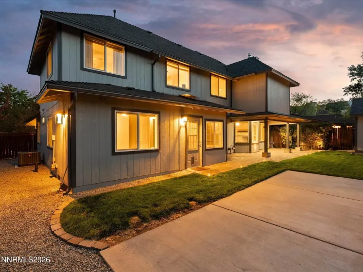 698 Lucas, Carson City, Nevada 89701, 6 Bedrooms Bedrooms, ,4 BathroomsBathrooms,Residential,Residential,Lucas,0,260011605