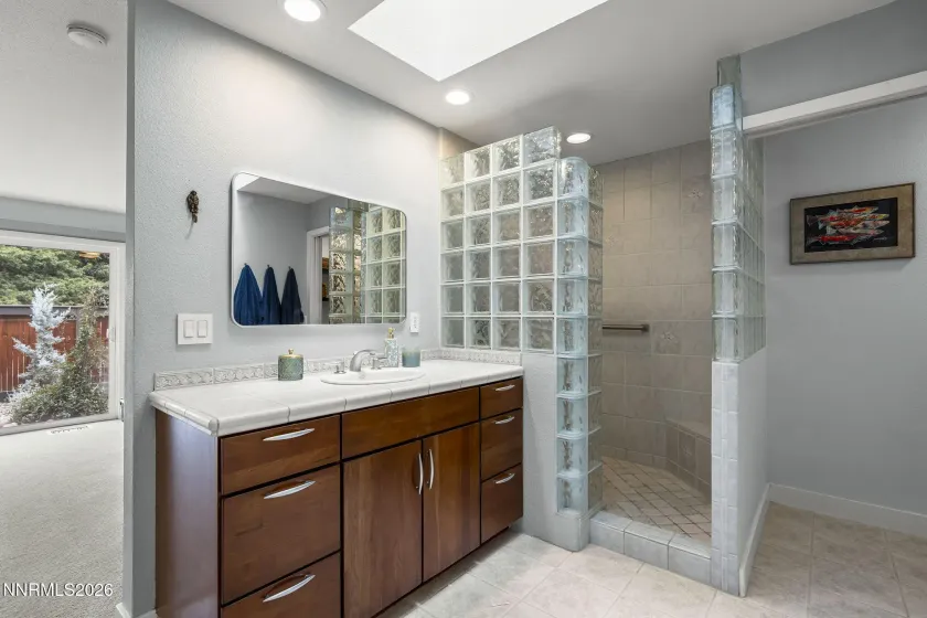 500 Riverview, Reno, Nevada 89509, 3 Bedrooms Bedrooms, ,2 BathroomsBathrooms,Residential,Residential,Riverview,0,260011610