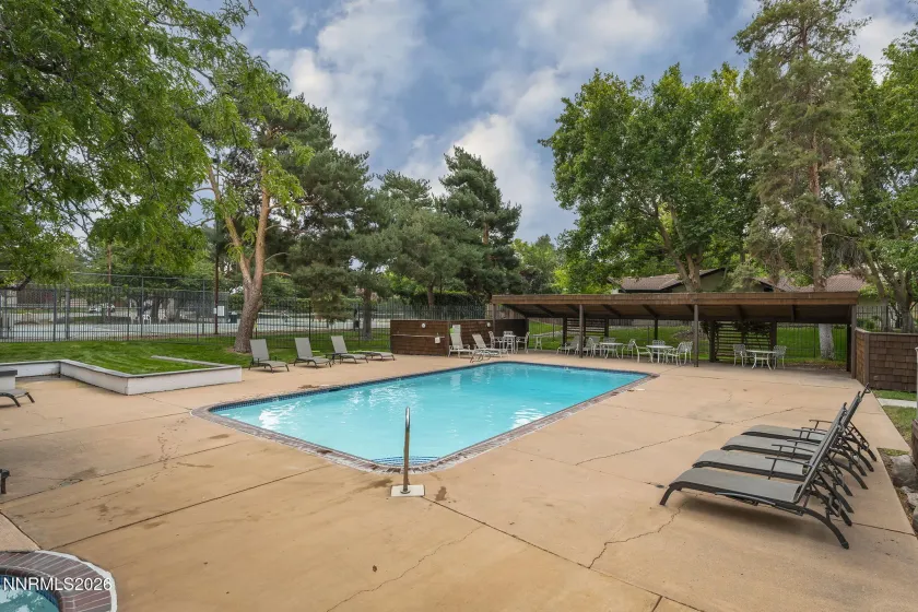 500 Riverview, Reno, Nevada 89509, 3 Bedrooms Bedrooms, ,2 BathroomsBathrooms,Residential,Residential,Riverview,0,260011610