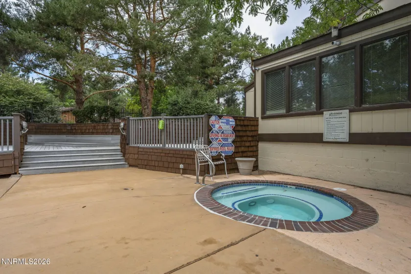 500 Riverview, Reno, Nevada 89509, 3 Bedrooms Bedrooms, ,2 BathroomsBathrooms,Residential,Residential,Riverview,0,260011610